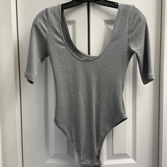 Zara Metallic Silver Top - Picture 3 of 3